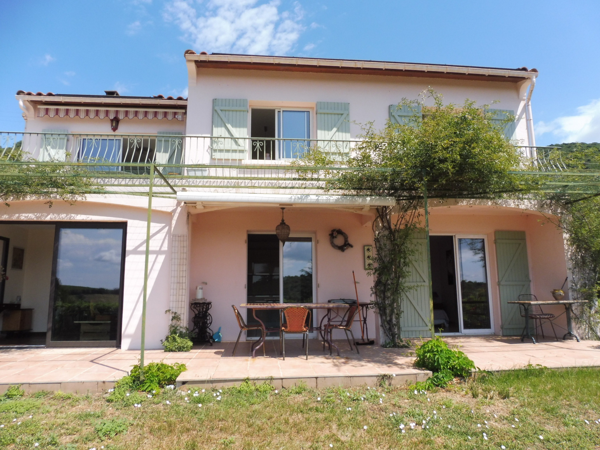 vente ROQUEBRUN Maison 4 faces de 180 m² sur 1120 m² de terrain
